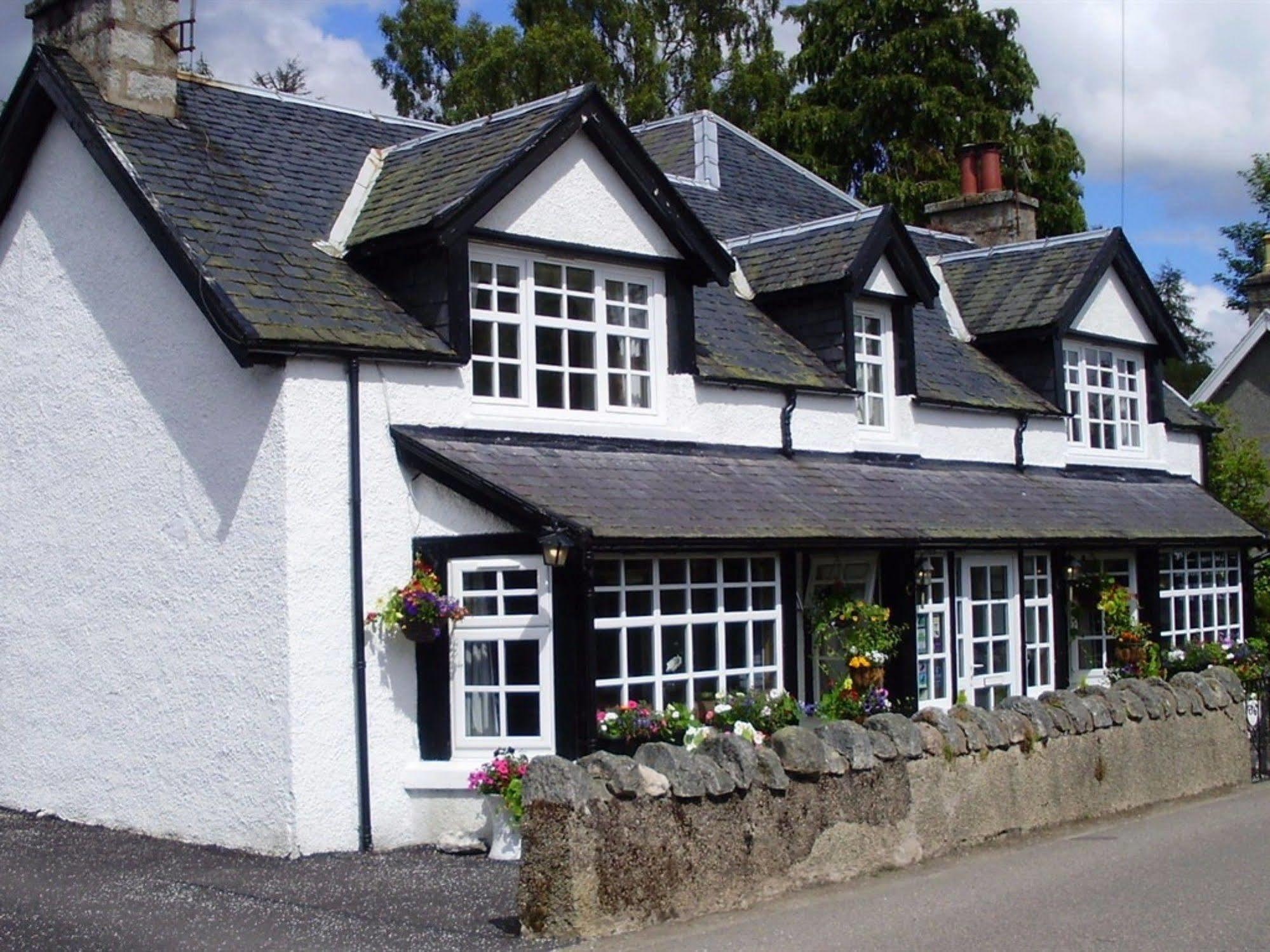 Carrmoor Guest House Carrbridge Esterno foto
